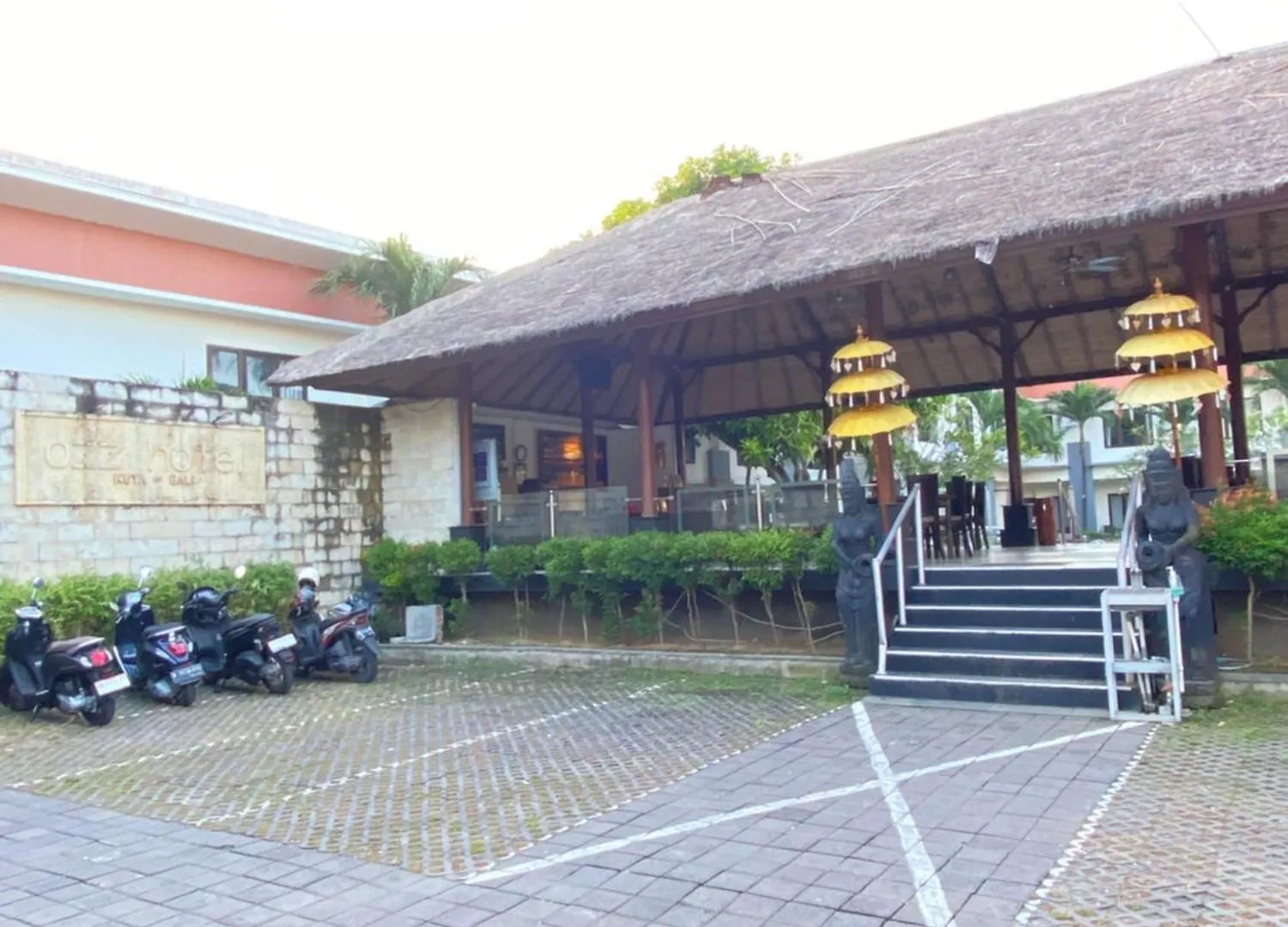 Hotel Ozz Kuta Kuta   Kuta (Bali)