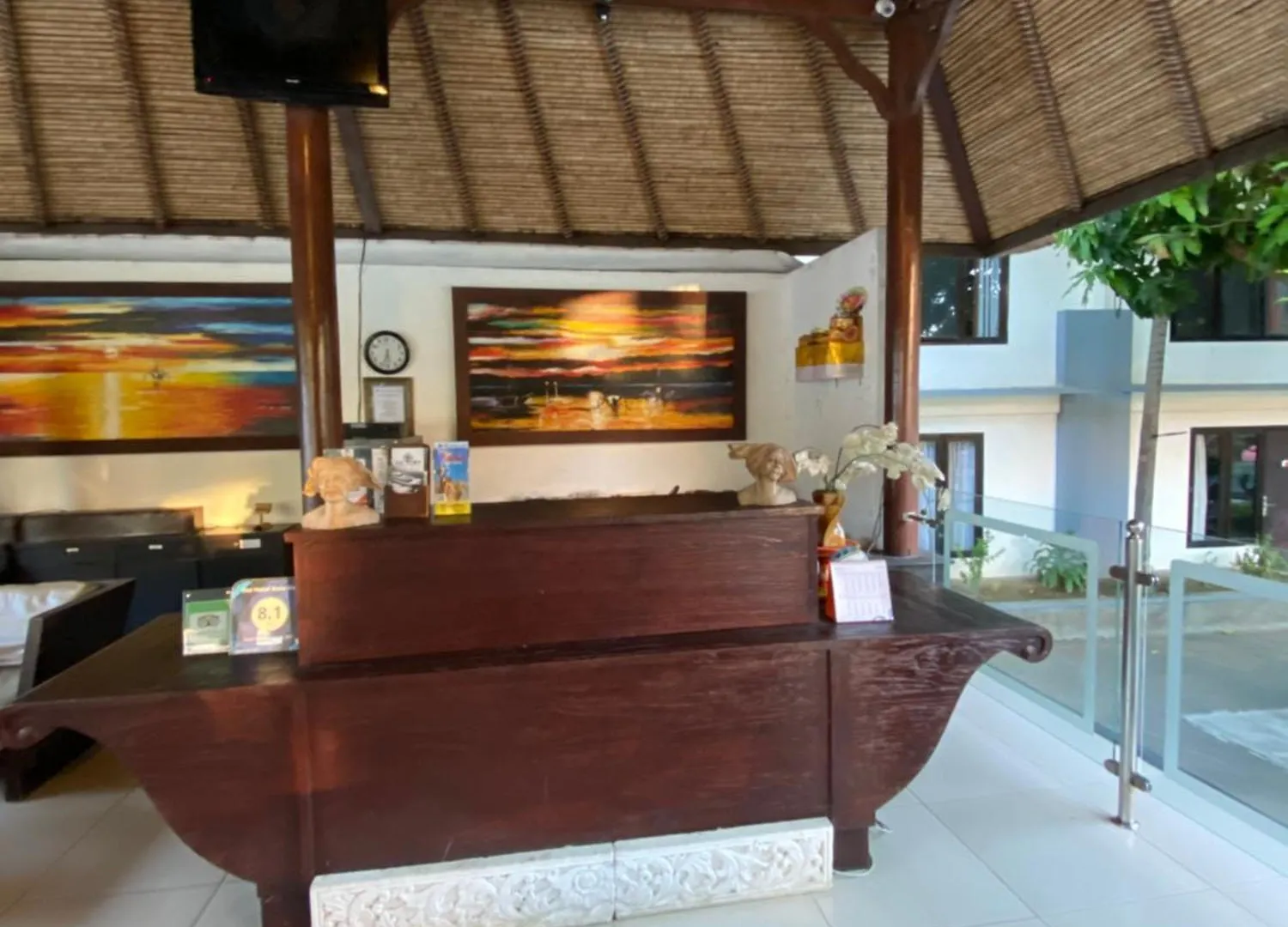 Hotel Ozz Kuta Kuta  3*, Kuta (Bali)